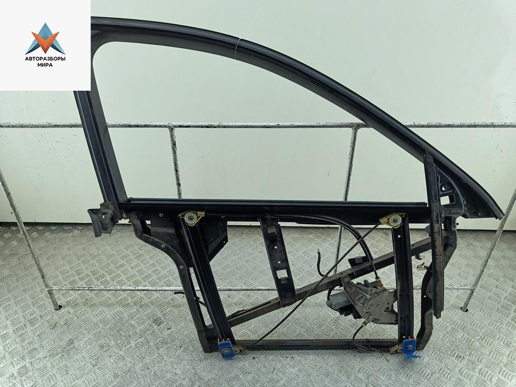 стеклоподъемник электрический передний правый Audi A6 4B/C5 1999, 2.4 л., бензин, АКПП, чёрный, универсал, 4B0837754A - фото №1