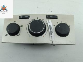 блок управления печки / климат-контроля Opel Astra H/Family [рестайлинг] 2008, 1.4 л., бензин, МКПП, красный, универсал, 13269404