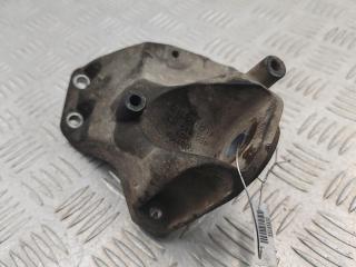 кронштейн КПП Audi A4 B7 2005, 3.0 л., дизель, АКПП, серый, универсал, 8E0399113L