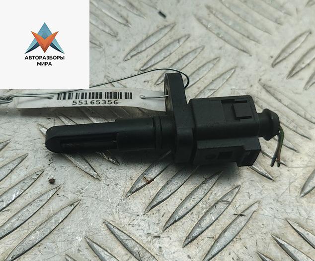 датчик температуры Audi A4 B6 2003, 2.4 л., бензин, АКПП, серый, универсал, 068905379A - фото №1