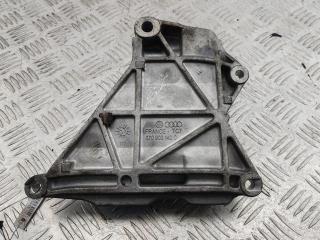 кронштейн генератора Volkswagen Touareg 2003, 2.5 л., дизель, АКПП, чёрный, внедорожник 5 дв., 070903143C