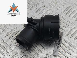 фланец (тройник) системы охлаждения Volkswagen Touran 1 поколение 2005, 2.0 л., дизель, МКПП, чёрный, минивэн, 6Q0122291E