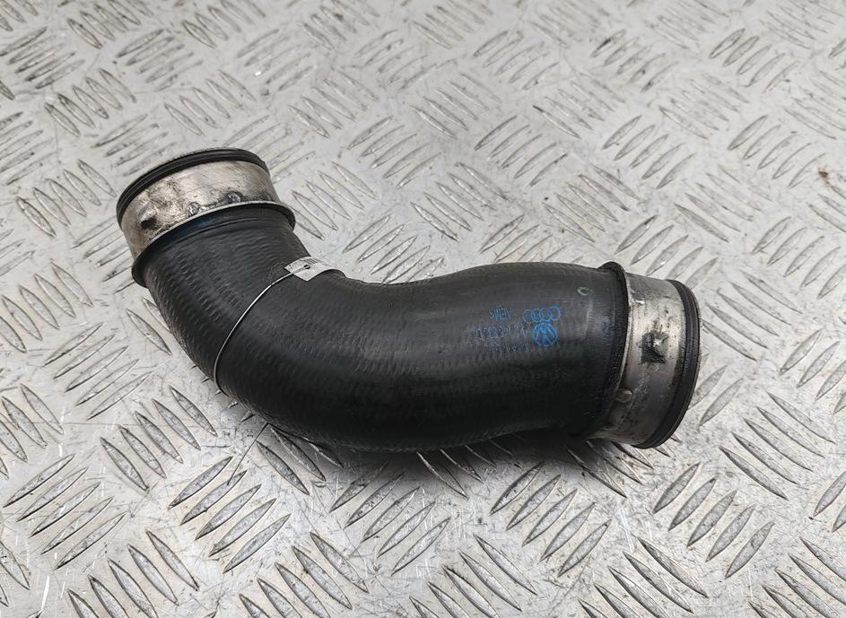патрубок интеркулера Volkswagen Touran 2005, 2.0 л., дизель, МКПП, чёрный, минивэн, 1K0145838D