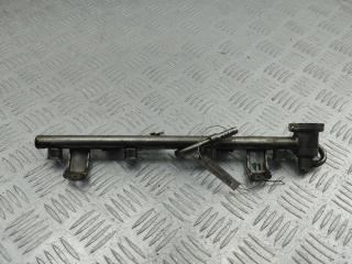 топливная рампа Volkswagen Passat B5 1998, 1.8 л., бензин, МКПП, зелёный, универсал, 058133681B