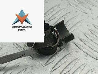 крепление форсунки Volkswagen Passat B6 2006, 2.0 л., бензин, МКПП, серый, седан, 06D133036D