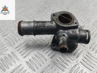 фланец (тройник) системы охлаждения Volkswagen Passat B5 1999, 1.9 л., дизель, МКПП, чёрный, универсал, 038121133A