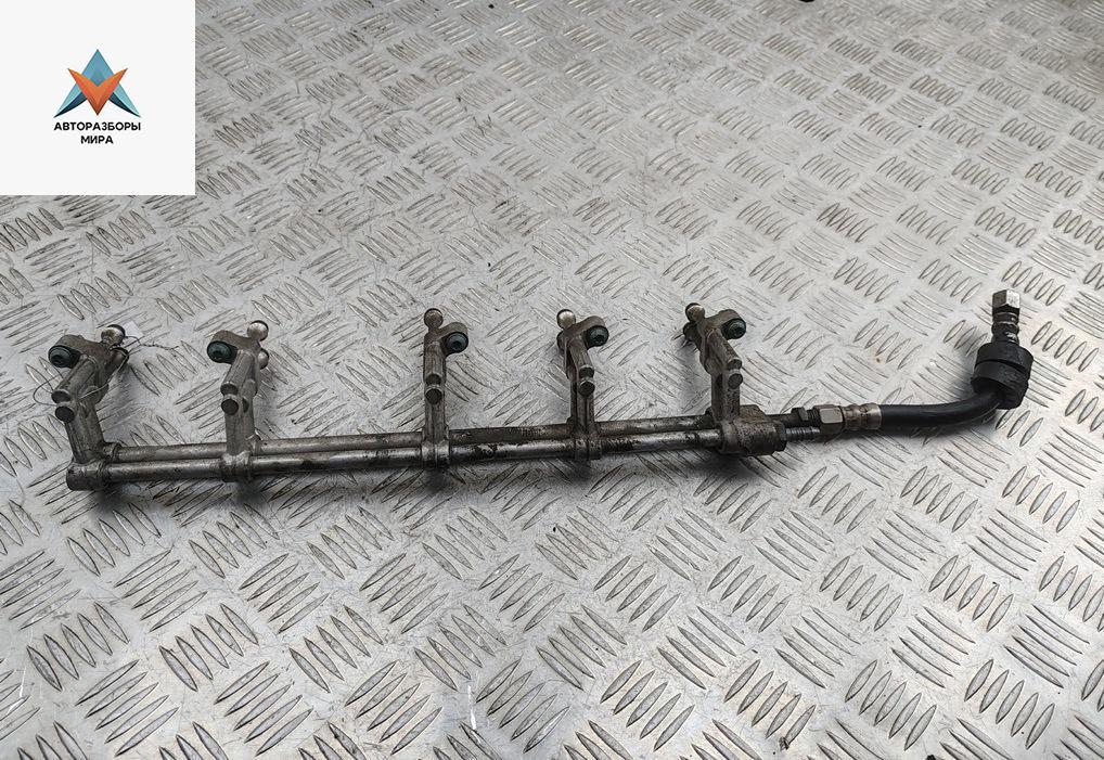 топливная рампа Volkswagen Touareg 1 поколение 2003, 2.5 л., дизель, АКПП, чёрный, внедорожник 5 дв., 070133317C - фото №1