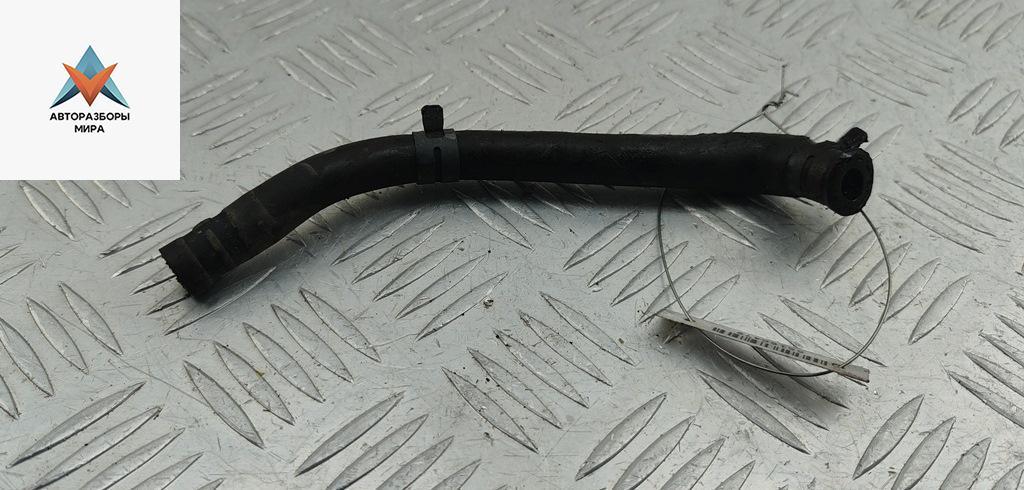 патрубок (трубопровод, шланг) Volkswagen Passat B5 1999, 1.6 л., бензин, МКПП, синий, универсал, 050121108B - фото №1