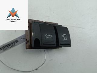 Кнопка открывания лючка топливного бака Volkswagen Passat B6 2008, 2.0 л., дизель, МКПП, чёрный, универсал, 3C0959903B