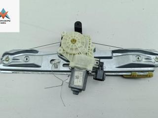 стеклоподъемник электрический задний левый Ford Focus 3 поколение [рестайлинг] 2014, 1.0 л., бензин, МКПП, серый, универсал, 924132104