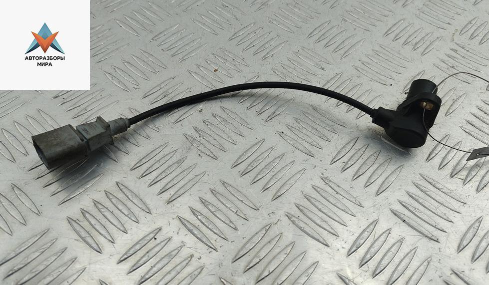 датчик коленвала Volkswagen Passat B6 2006, 2.0 л., бензин, МКПП, серый, седан - фото №1