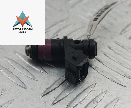 форсунка Renault Megane 2 поколение 2003, 1.6 л., бензин, МКПП, серый, универсал, 8200132259 - фото №1