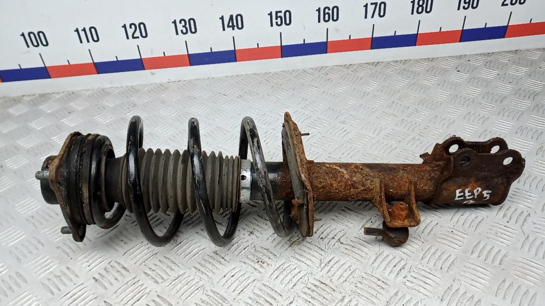 Стойка Hyundai ix35 1 поколение 2010, 2.0 л., бензин, МКПП, внедорожник 5 дв. - фото №1