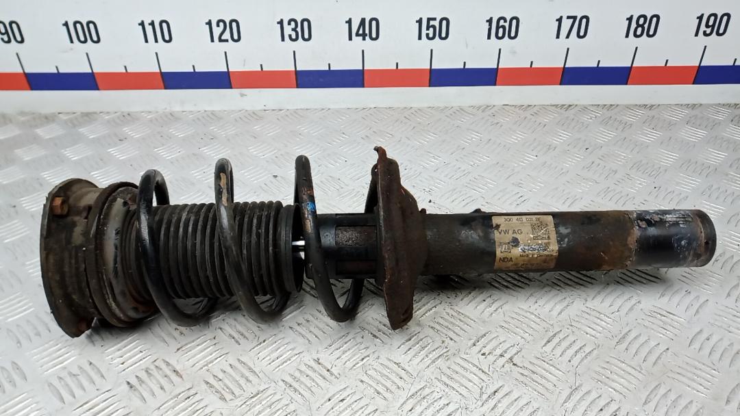 Стойка Skoda Superb 3 поколение 2016, 1.6 л., дизель, МКПП, хетчбэк 5 дв. - фото №1