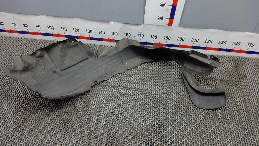 Подкрылок передний правый Hyundai Tucson 1 поколение 2006, 2.0 л., дизель, МКПП, внедорожник 5 дв. - фото №1