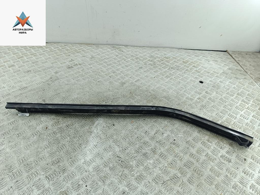 Направляющая сдвижной двери (салазка) правая Opel Vivaro A 2005, 1.9 л., дизель, МКПП, белый, микроавтобус - фото №1