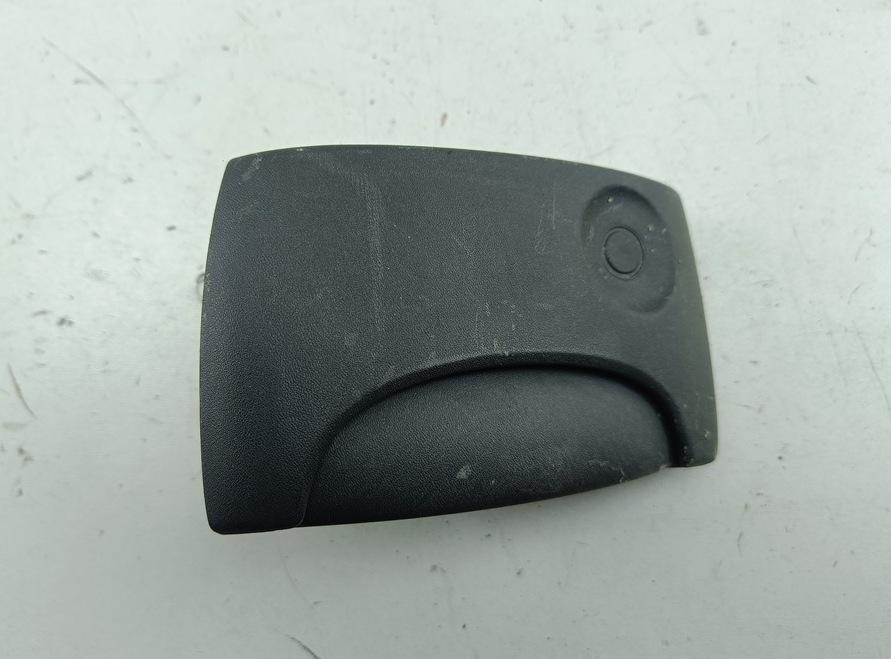 ручка наружная задняя правая Renault Kangoo I 2000, 1.9 л., дизель, МКПП, зелёный, фургон, 7700303504