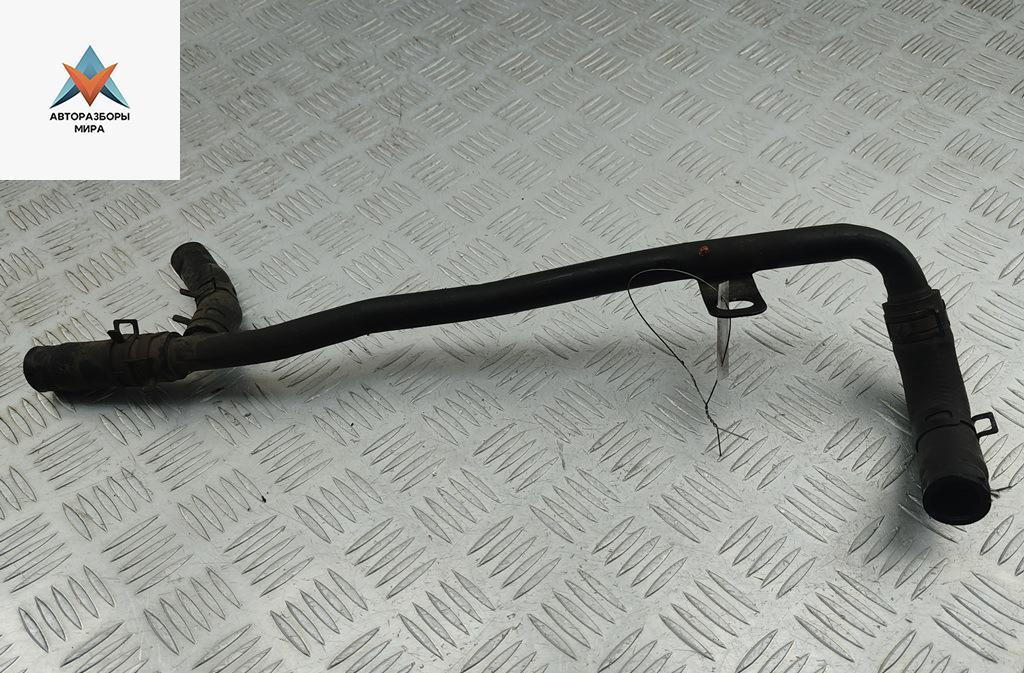 трубка охлаждающей жидкости Kia Carnival VQ 2005, 2.9 л., дизель, МКПП - фото №1