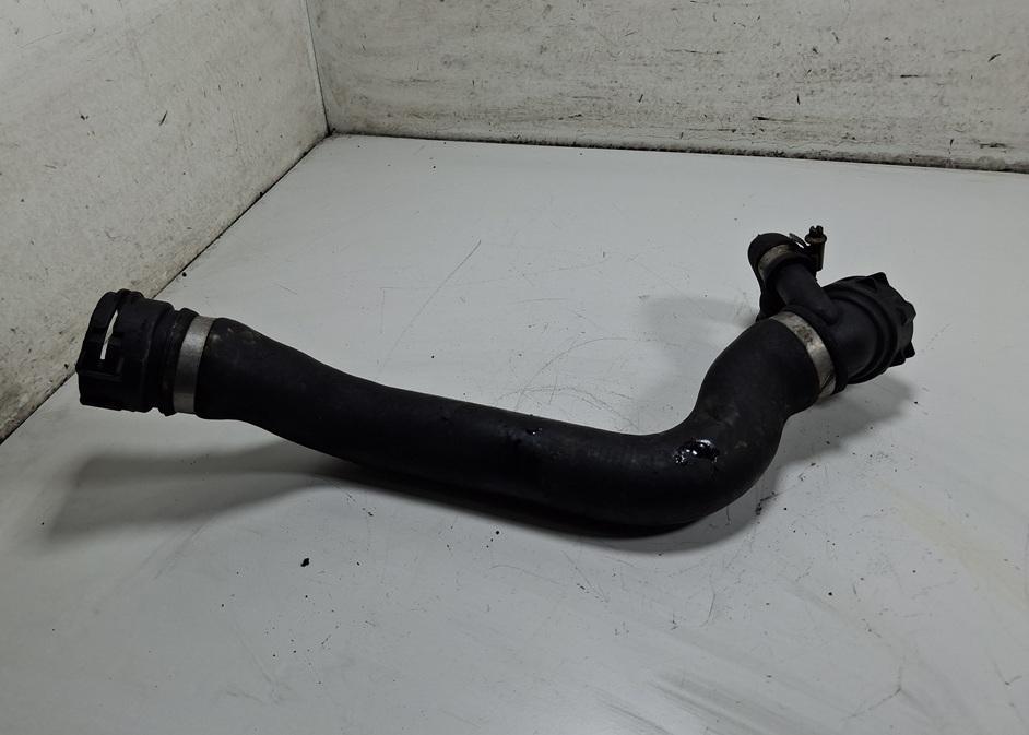 патрубок радиатора BMW 3 E90/E91/E92/E93 2005, 2.0 л., дизель