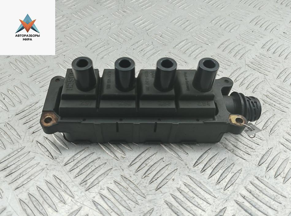 катушка зажигания BMW 3 серия E46 2000, 1.9 л., бензин, МКПП, чёрный, купе, 0221503005, 1247281 - фото №1