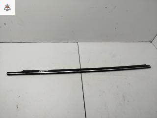 Молдинг стекла двери наружный Opel Vectra B 1995, 1.6 л., бензин, МКПП, красный, седан, 90464298