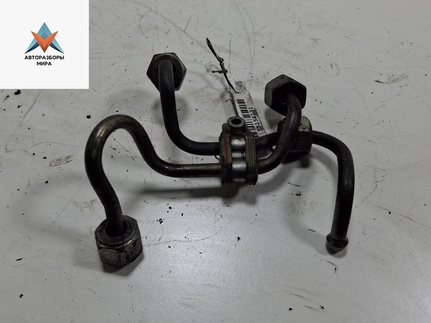 трубка топливная BMW 3 серия E90/E91/E92/E93 2005, 2.0 л., дизель, 13537787804, 13537787805 - фото №1