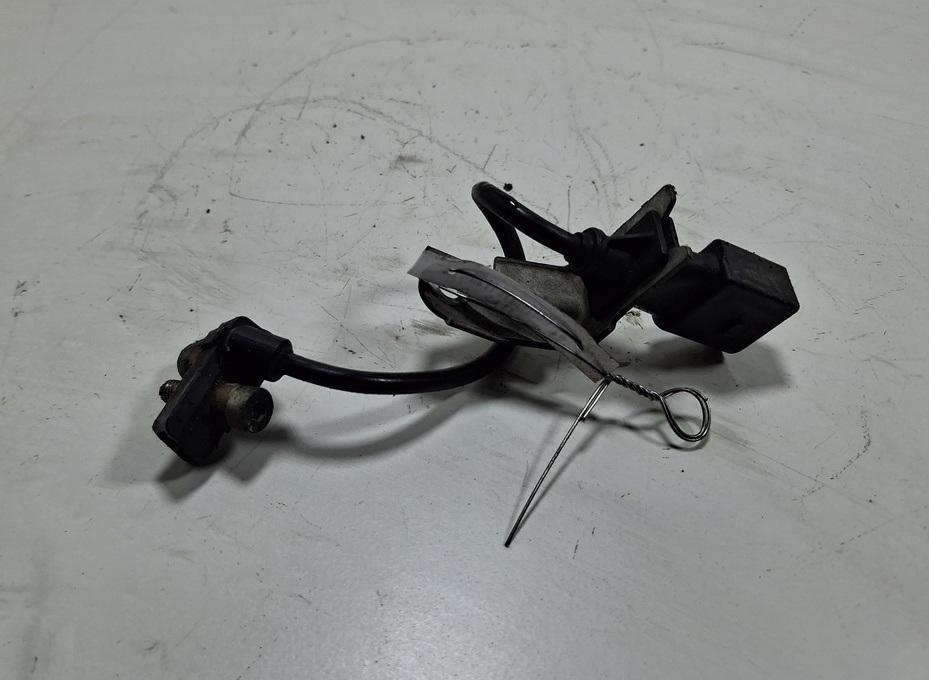 датчик коленвала BMW 3 E90/E91/E92/E93 2005, 2.0 л., дизель, АКПП, серый, универсал, 0281002477
