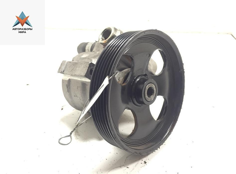 Насос гидроусилителя руля Renault Laguna 2 поколение 2002, 1.8 л., бензин, МКПП, серый, хетчбэк 5 дв. - фото №1