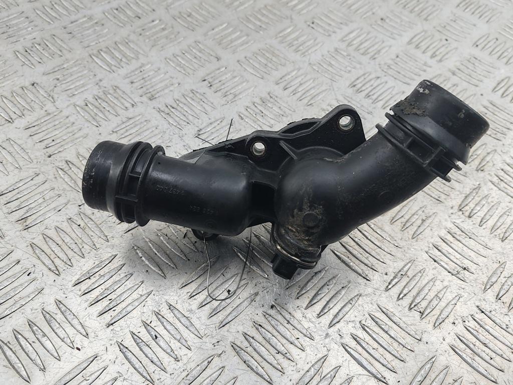 корпус термостата BMW 3 E46 2002, 2.5 л., бензин, МКПП, серый, седан, 1436824, 1437040