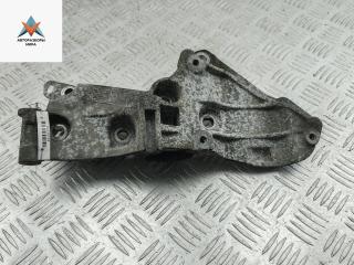 кронштейн генератора Renault Scenic 2 поколение [рестайлинг] 2007, 1.6 л., бензин, МКПП, серый, минивэн, 8200365097