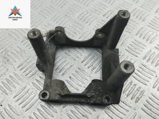 кронштейн гидроусилителя Audi 100 4A/C4 1993, 2.6 л., бензин, МКПП, серый, универсал