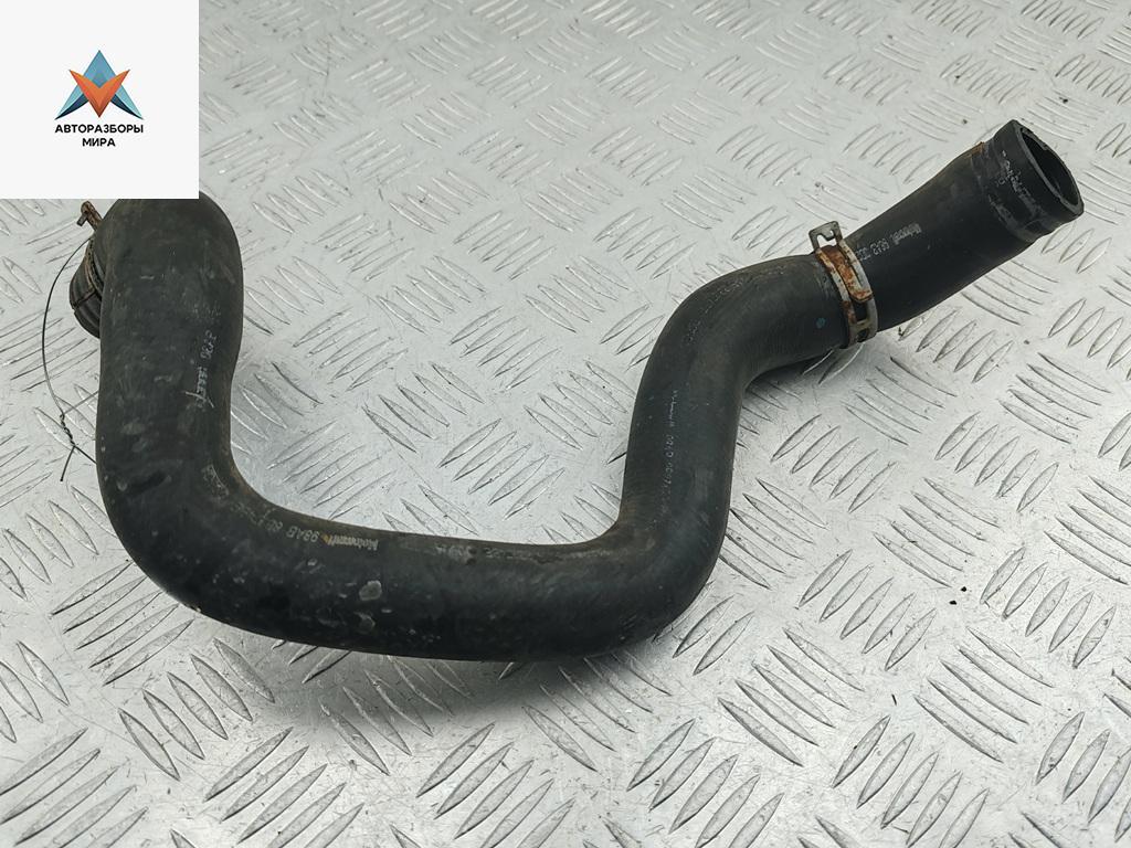 патрубок радиатора Ford Focus 1 поколение 1999, 1.8 л., бензин, 98AB8B274BE - фото №1