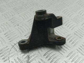 кронштейн КПП Ford Focus 1 поколение 1999, 1.8 л., бензин, МКПП, серый, универсал, 98AB6P093GF