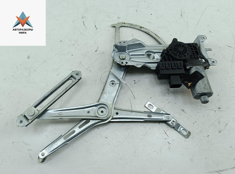 стеклоподъемник электрический передний левый Opel Astra G 2000, 1.6 л., бензин, МКПП, чёрный, хетчбэк 5 дв., 90521881 - фото №1