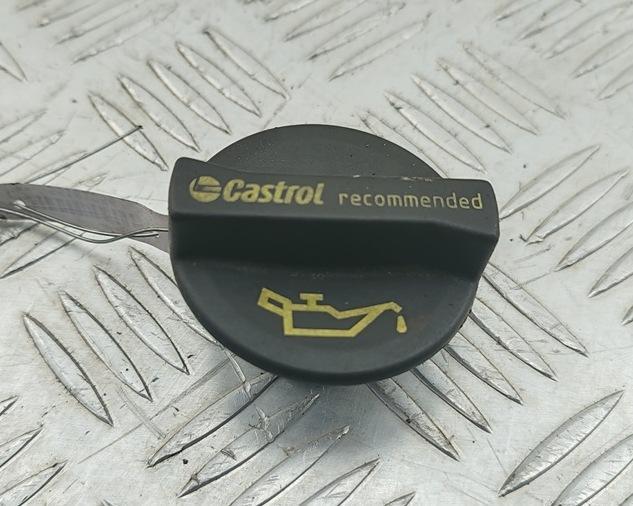 пробка маслозаливная Ford Focus III 2014, 1.0 л., бензин, МКПП, серый, универсал