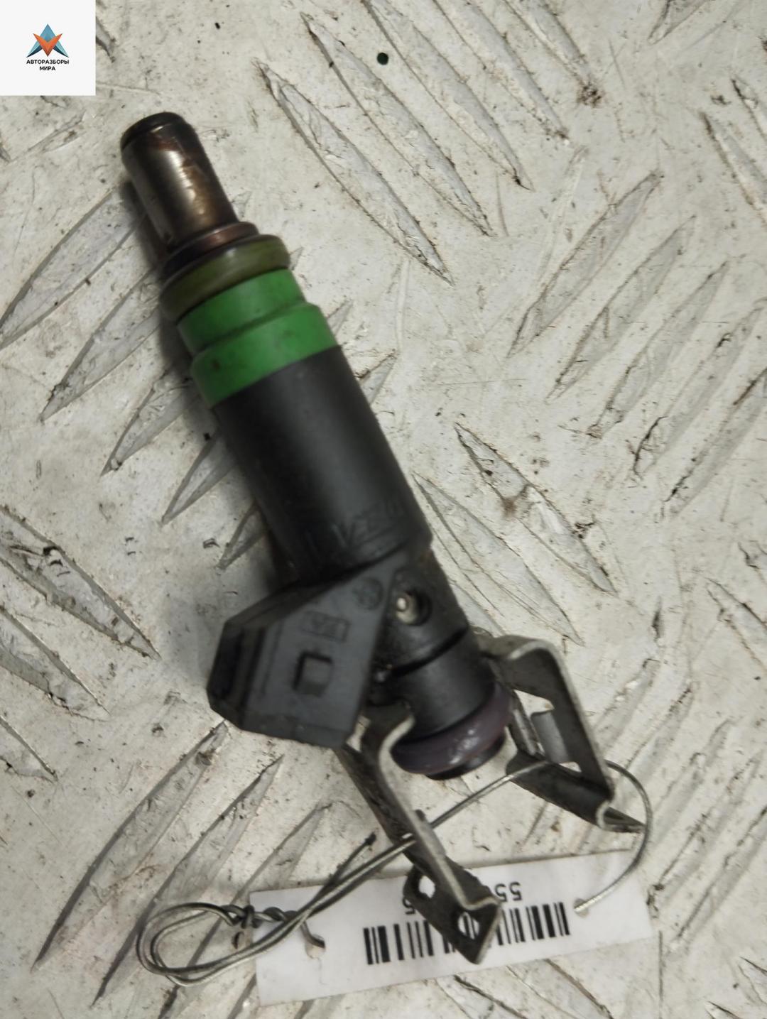 форсунка Ford C-Max 1 поколение 2006, 1.8 л., бензин, АКПП, синий, минивэн, 8299P03353 - фото №1