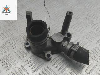 фланец (тройник) системы охлаждения Ford Focus 1 поколение [рестайлинг] 2003, 1.6 л., i, бензин, МКПП, красный, хетчбэк 5 дв., 1N1G8594