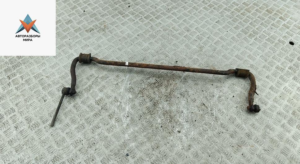 стабилизатор подвески (поперечной устойчивости) Volkswagen Caddy 3 поколение 2005, 2.0 л., дизель, МКПП, белый, фургон - фото №1