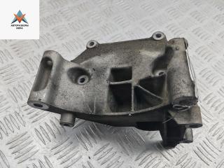 кронштейн генератора BMW 3 серия E36 1995, 1.8 л., бензин, МКПП, серый, хетчбэк 3 дв., 1739514