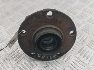 ступица передняя левая Audi A4 B6 2001, 1.8 л., Ti, бензин, МКПП, чёрный, седан