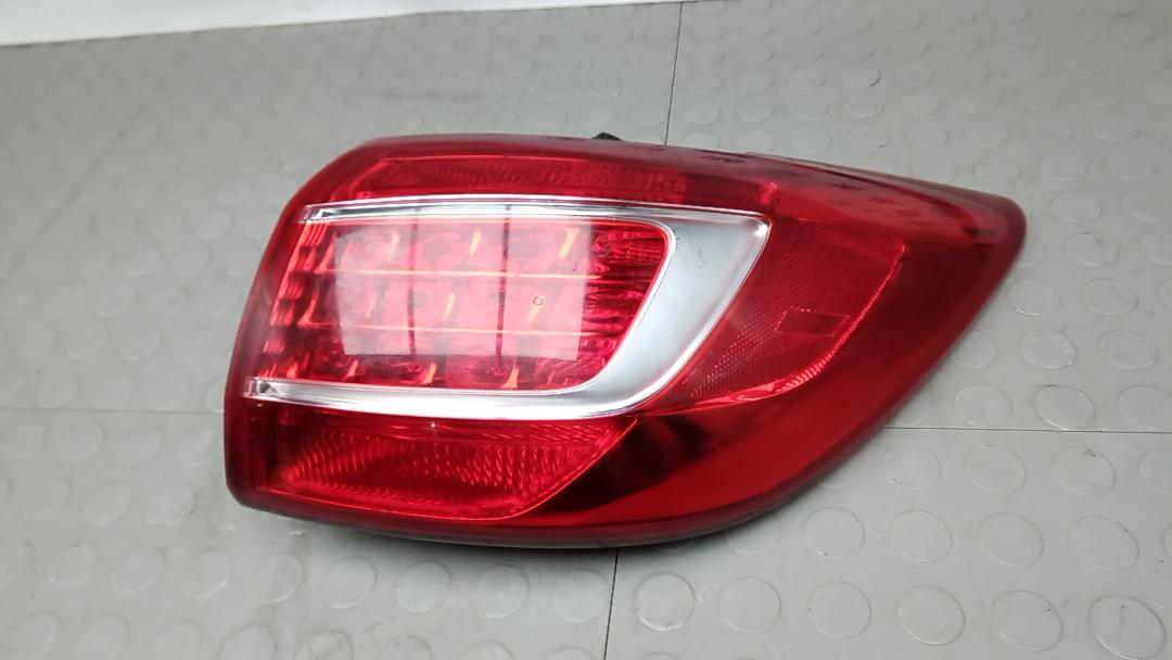 фонарь задний правый Kia Sportage 3 поколение 2012, 1.7 л., дизель, МКПП, внедорожник 5 дв., 924023W010 - фото №1