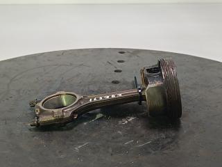 поршень Chevrolet Cruze 1 поколение 2010, цвет