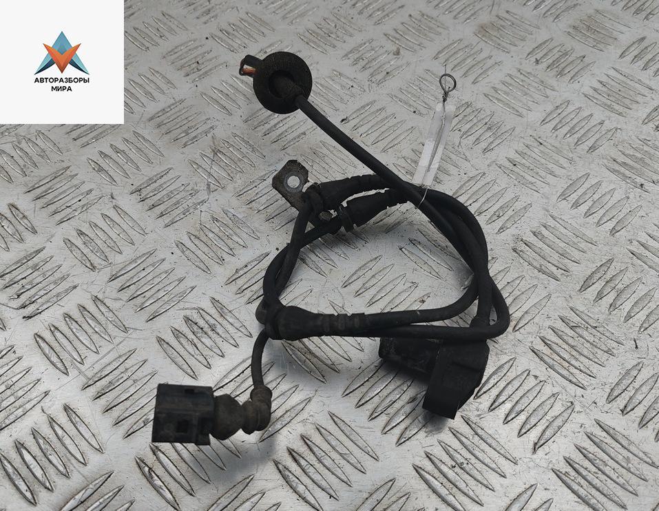 датчик ABS Audi A4 B6 2001, 2.0 л., бензин, МКПП, серый, седан, 0265006682 - фото №1