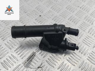 фланец (тройник) системы охлаждения Volkswagen Passat B6 2006, 2.0 л., дизель, МКПП, чёрный, универсал, 03G121132B