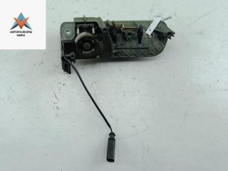 ручка наружная задняя левая Volkswagen Caddy 3 поколение 2005, 2.0 л., дизель, МКПП, белый, фургон, 2K0827565