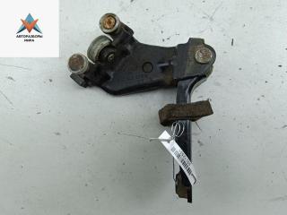 ролик двери сдвижной Volkswagen Caddy 3 поколение 2007, 1.4 л., бензин, МКПП, красный, фургон, 2K0843336A