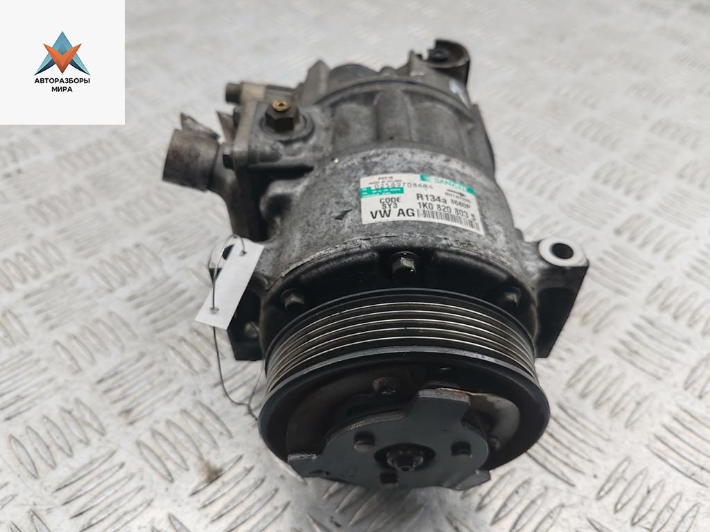 компрессор кондиционера Volkswagen Passat B6 2006, 2.0 л., дизель, 1K0820803S - фото №1