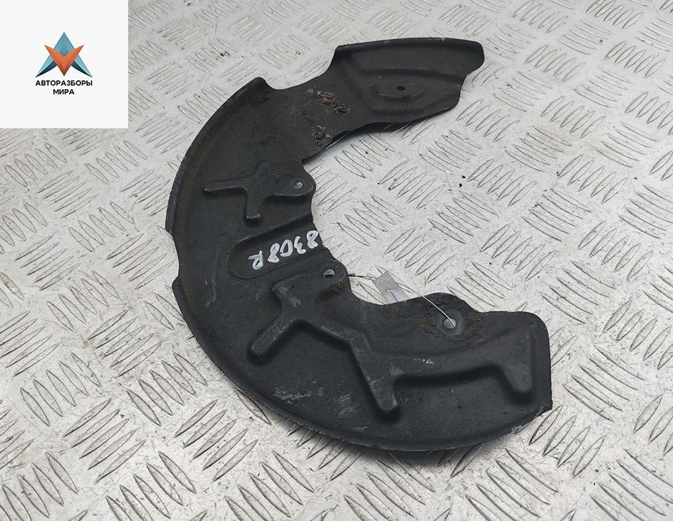 защитный кожух тормозного механизма Audi A4 B6 2001, 1.8 л., Ti, бензин, МКПП, чёрный, седан - фото №1