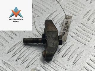 крепление форсунки Volkswagen Passat B5 1999, 1.9 л., дизель, МКПП, синий, универсал