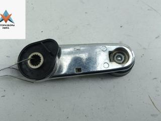 ручка стеклоподъемника Audi A6 4A/C4 1996, 2.0 л., бензин, МКПП, серый, седан, 443837581D